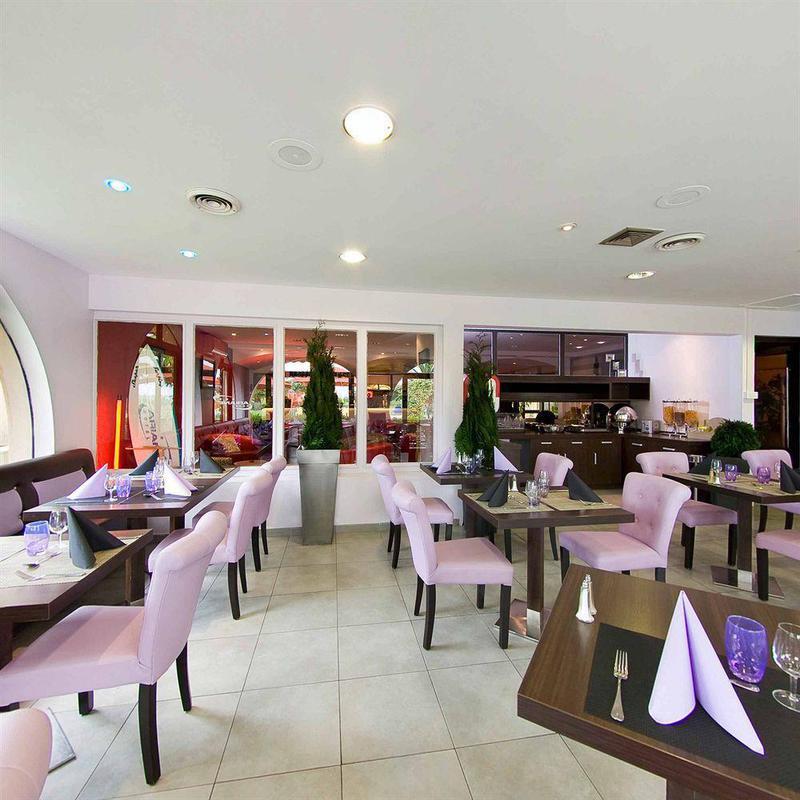 פו-סור-מר Ariane Hotel Fos Sur Mer מראה חיצוני תמונה