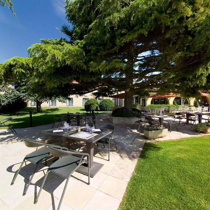פו-סור-מר Ariane Hotel Fos Sur Mer מראה חיצוני תמונה