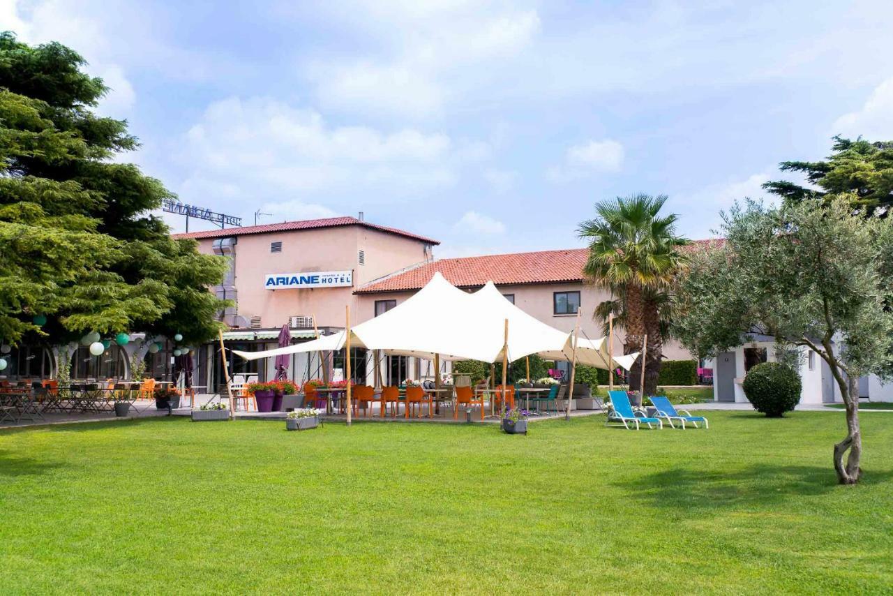 פו-סור-מר Ariane Hotel Fos Sur Mer מראה חיצוני תמונה