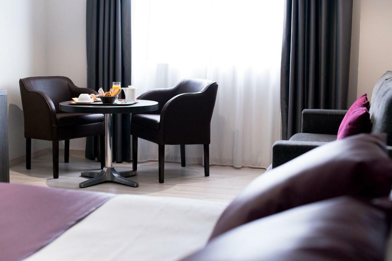 פו-סור-מר Ariane Hotel Fos Sur Mer מראה חיצוני תמונה