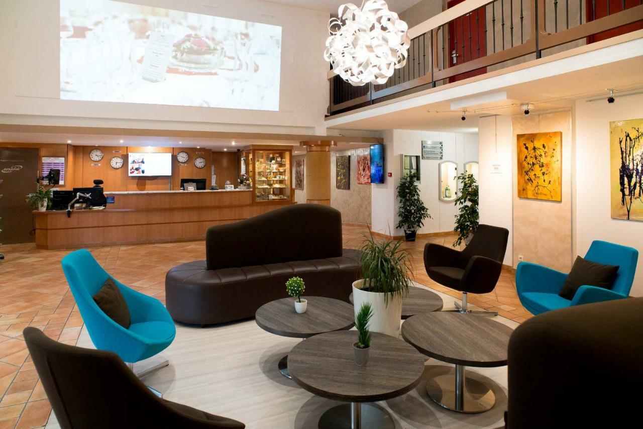 פו-סור-מר Ariane Hotel Fos Sur Mer מראה חיצוני תמונה